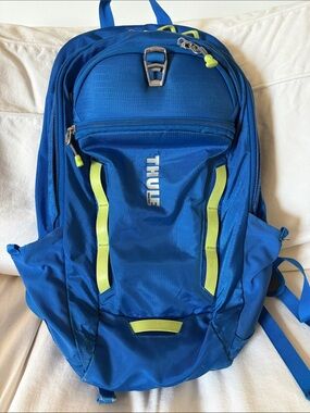 THULE BACKPACK